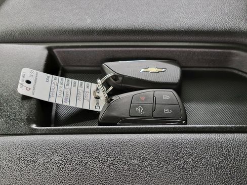 Used 2025 Chevrolet Silverado 2500 W/T w/ WT Convenience Package image 23