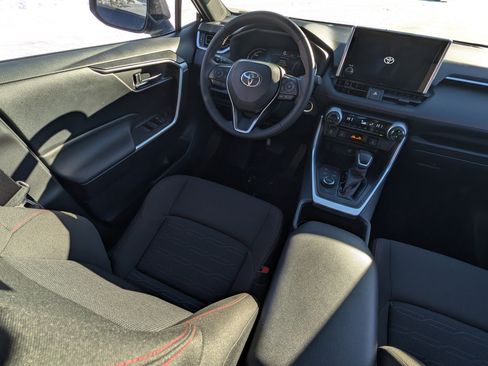 Certified 2025 Toyota RAV4 SE image 10