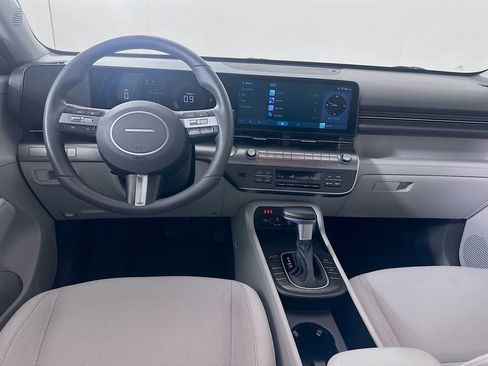 Certified 2025 Hyundai Kona SEL image 21