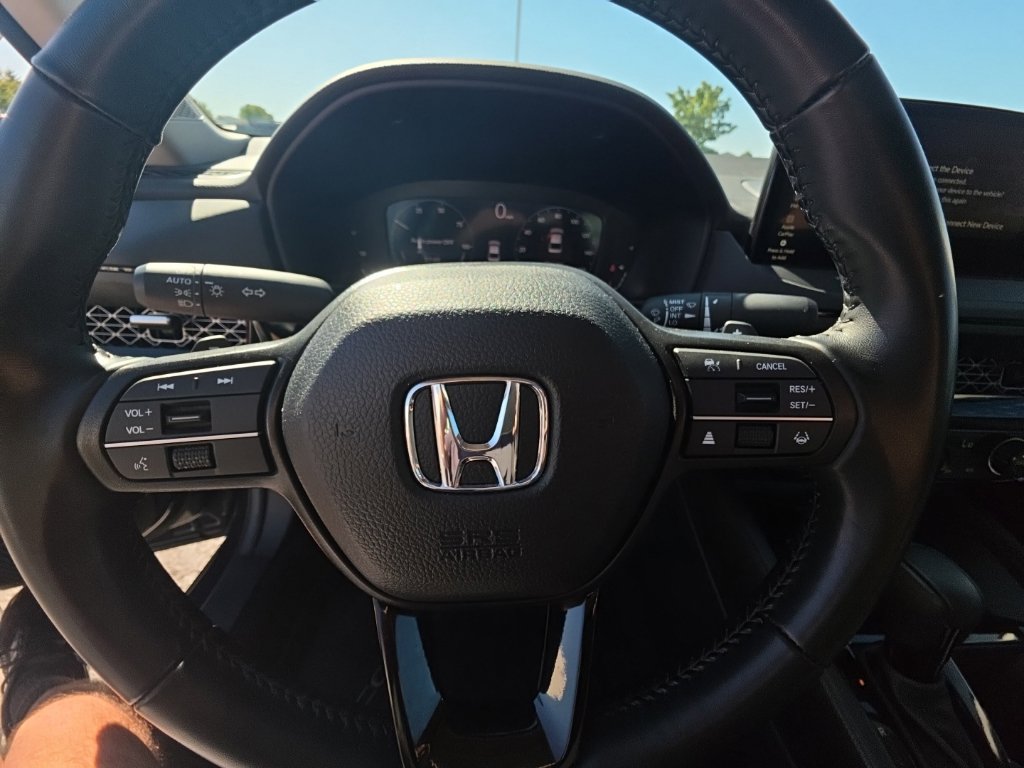 Used 2025 Honda Accord EX-L image 16