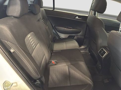 Used 2021 Kia Sportage LX w/ LX AWD Popular Package image 13