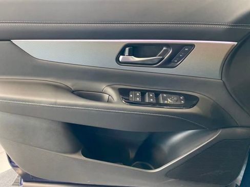 New 2025 Nissan Murano SL image 13