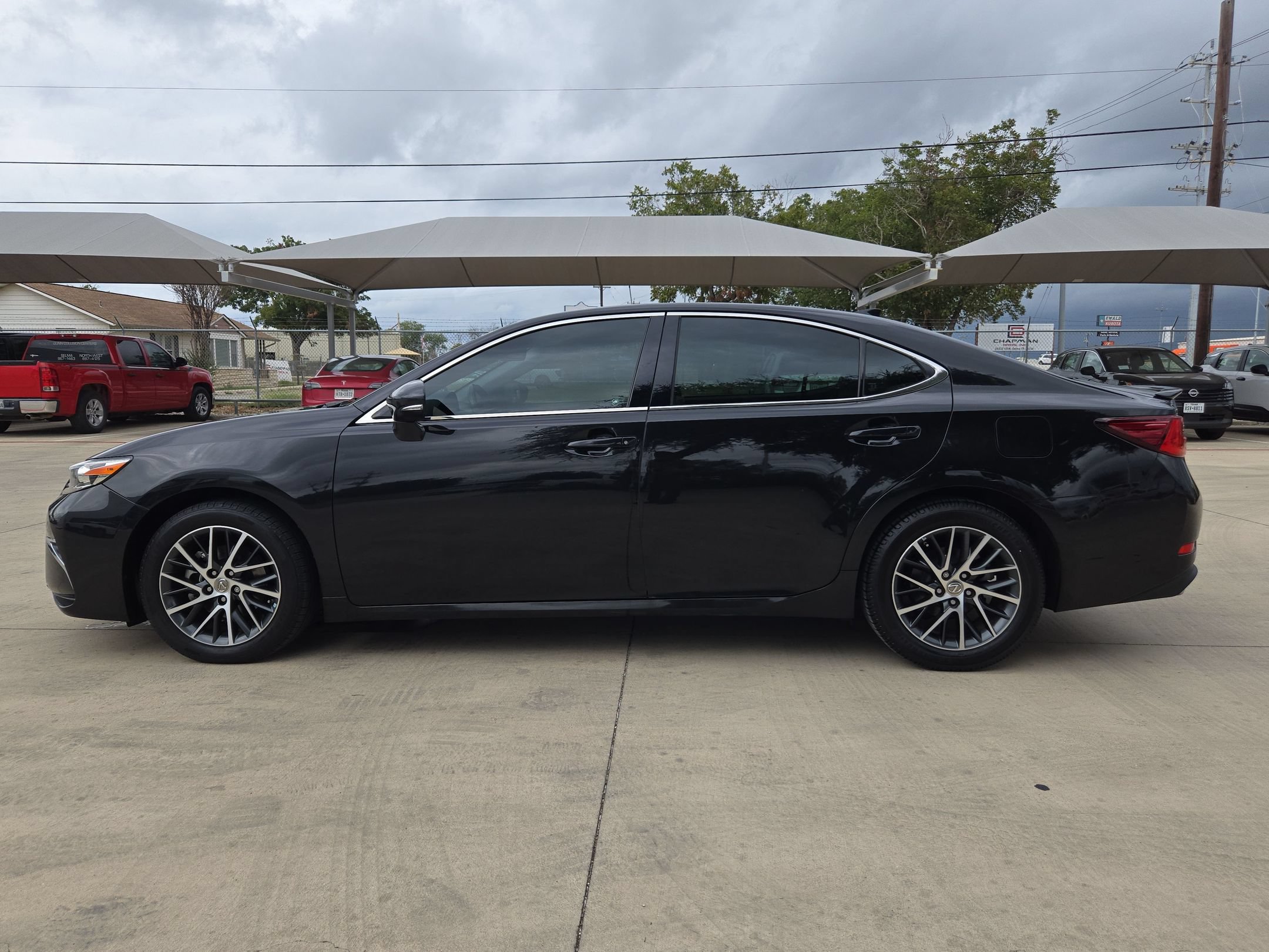 Used 2018 Lexus ES 350 w/ Luxury Package w/Wood Trim FWD image 6