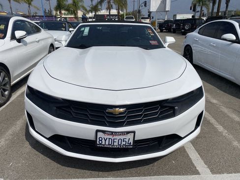 Used 2019 Chevrolet Camaro LT RWD image 3