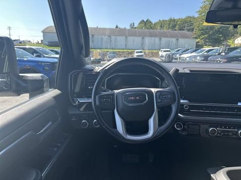 Used 2025 GMC Sierra 2500 SLE w/ SLE Convenience Package AWD/4WD image 14