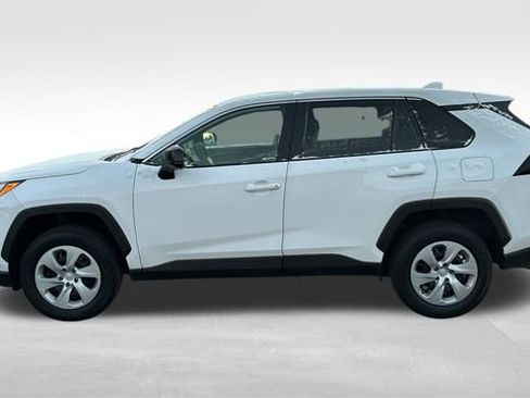 Used 2024 Toyota RAV4 LE image 4