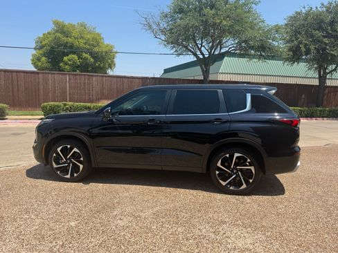 Used 2024 Mitsubishi Outlander SE AWD/4WD image 11
