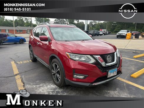 Used 2017 Nissan Rogue SL w/ SL Premium Package FWD image 1