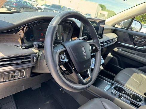 Used 2023 Lincoln Corsair Reserve w/ Equipment Group 201A AWD/4WD image 15