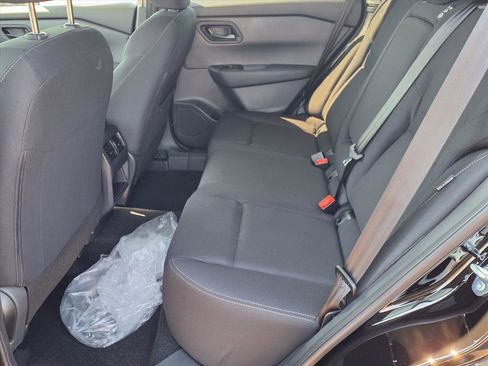 New 2026 Nissan Rogue S image 9