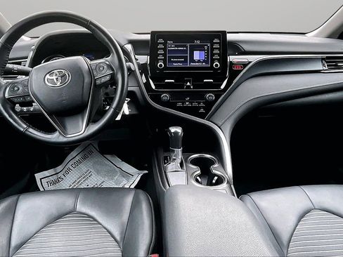 Used 2024 Toyota Camry SE FWD image 14