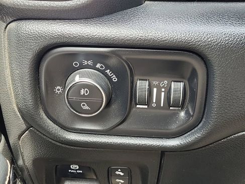 Used 2020 RAM 1500 Laramie AWD/4WD image 24