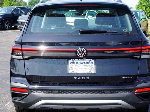 New 2025 Volkswagen Taos S image 4