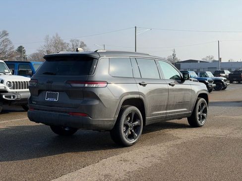 New 2026 Jeep Grand Cherokee L Limited image 2