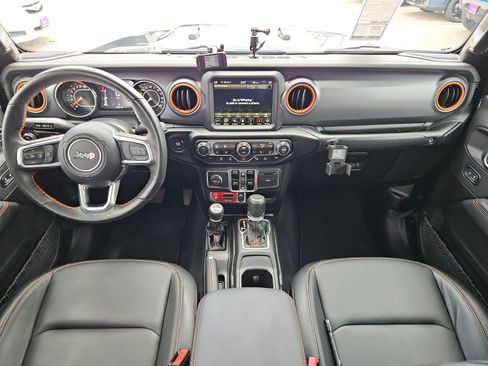 Used 2023 Jeep Gladiator Mojave w/ LED Lighting Group AWD/4WD image 11