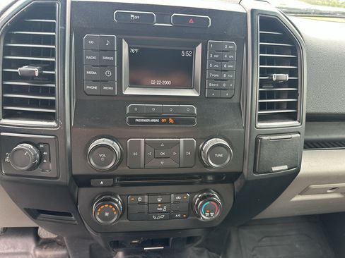Used 2017 Ford F150 XL w/ Equipment Group 101A Mid AWD/4WD image 4