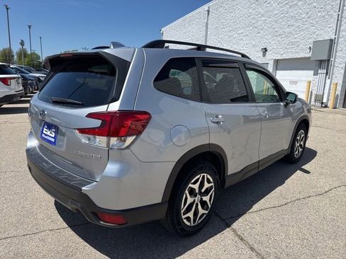 Used 2020 Subaru Forester Premium w/ Popular Package #1 AWD/4WD image 4