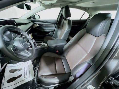 New 2026 MAZDA MAZDA3 2.5 Turbo Sedan w/Premium Plus image 16