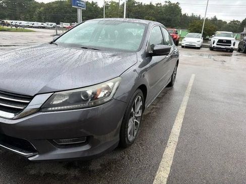 Used 2013 Honda Accord Sport image 2