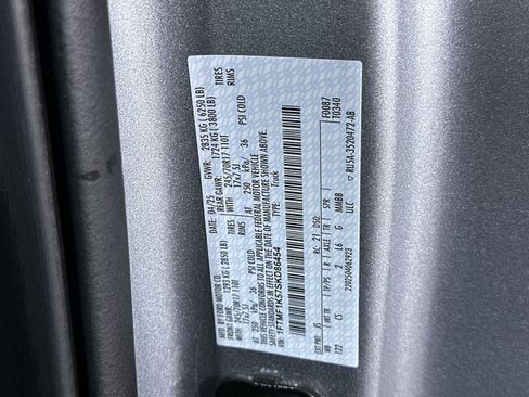 Used 2025 Ford F150 XL w/ Equipment Group 103A High RWD image 35