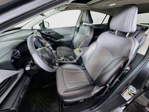 Used 2024 Subaru Crosstrek 2.5i Limited w/ Crosstrek Mirror Package AWD/4WD image 2