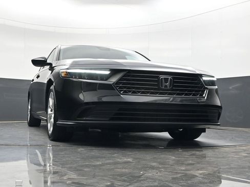 Used 2023 Honda Accord LX image 27