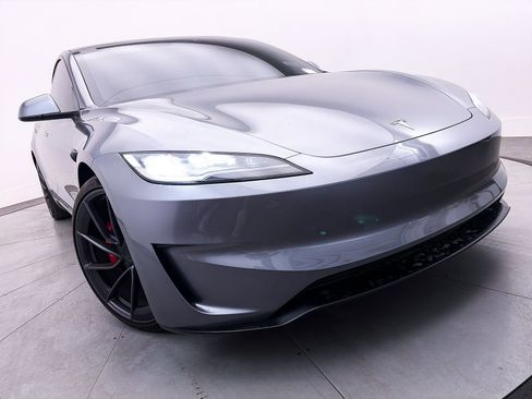 Used 2024 Tesla Model 3 Performance image 7