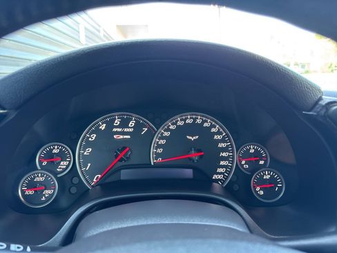 Used 2007 Chevrolet Corvette Z06 w/ Preferred Equipment Group RWD image 39