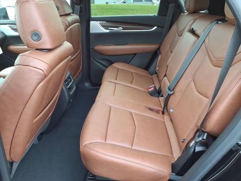 New 2025 Cadillac XT5 Premium Luxury image 7