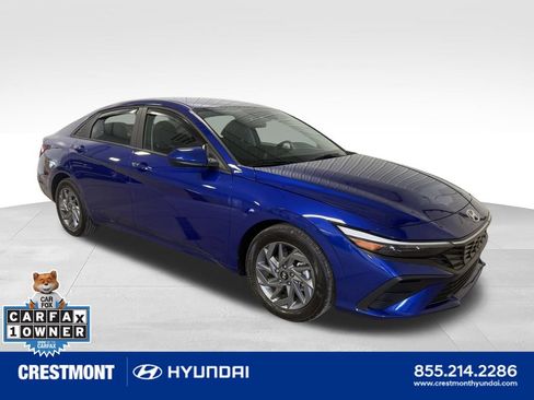 Used 2024 Hyundai Elantra SEL FWD image 1