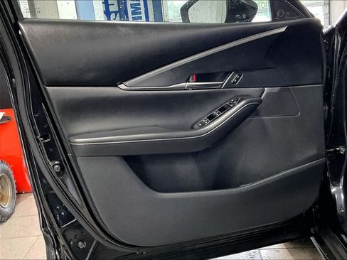 Used 2025 MAZDA CX-30 AWD 2.5 S w/ Preferred Package image 9