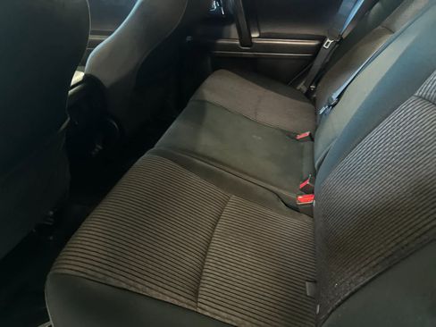 Used 2020 Toyota 4Runner TRD Off-Road AWD/4WD image 5