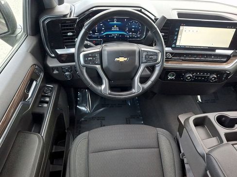 Certified 2023 Chevrolet Silverado 1500 LT AWD/4WD image 2