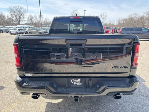 New 2026 RAM 1500 Express AWD/4WD image 3