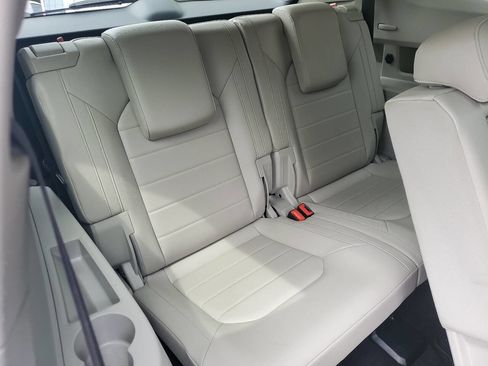 Used 2018 Volkswagen Atlas SEL Premium AWD/4WD image 13