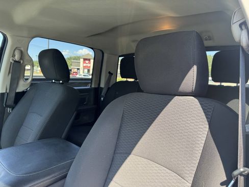 Used 2019 RAM 1500 Warlock AWD/4WD image 12