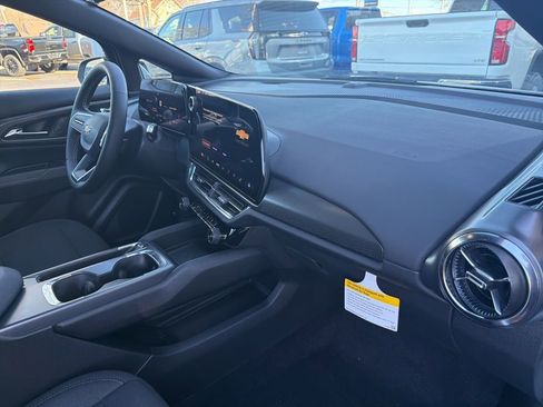 New 2026 Chevrolet Equinox EV LT w/ Comfort Package image 20