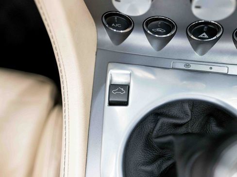 Used 2006 Aston Martin DB9 Volante RWD image 60