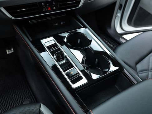 New 2026 Volkswagen Atlas Peak Edition image 24