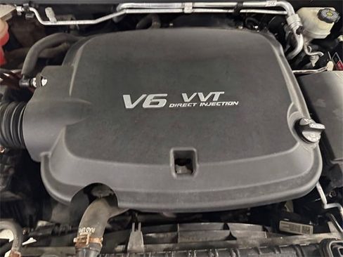 Used 2017 Chevrolet Colorado Z71 image 6