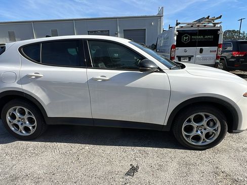Used 2024 Alfa Romeo Tonale Sprint image 7
