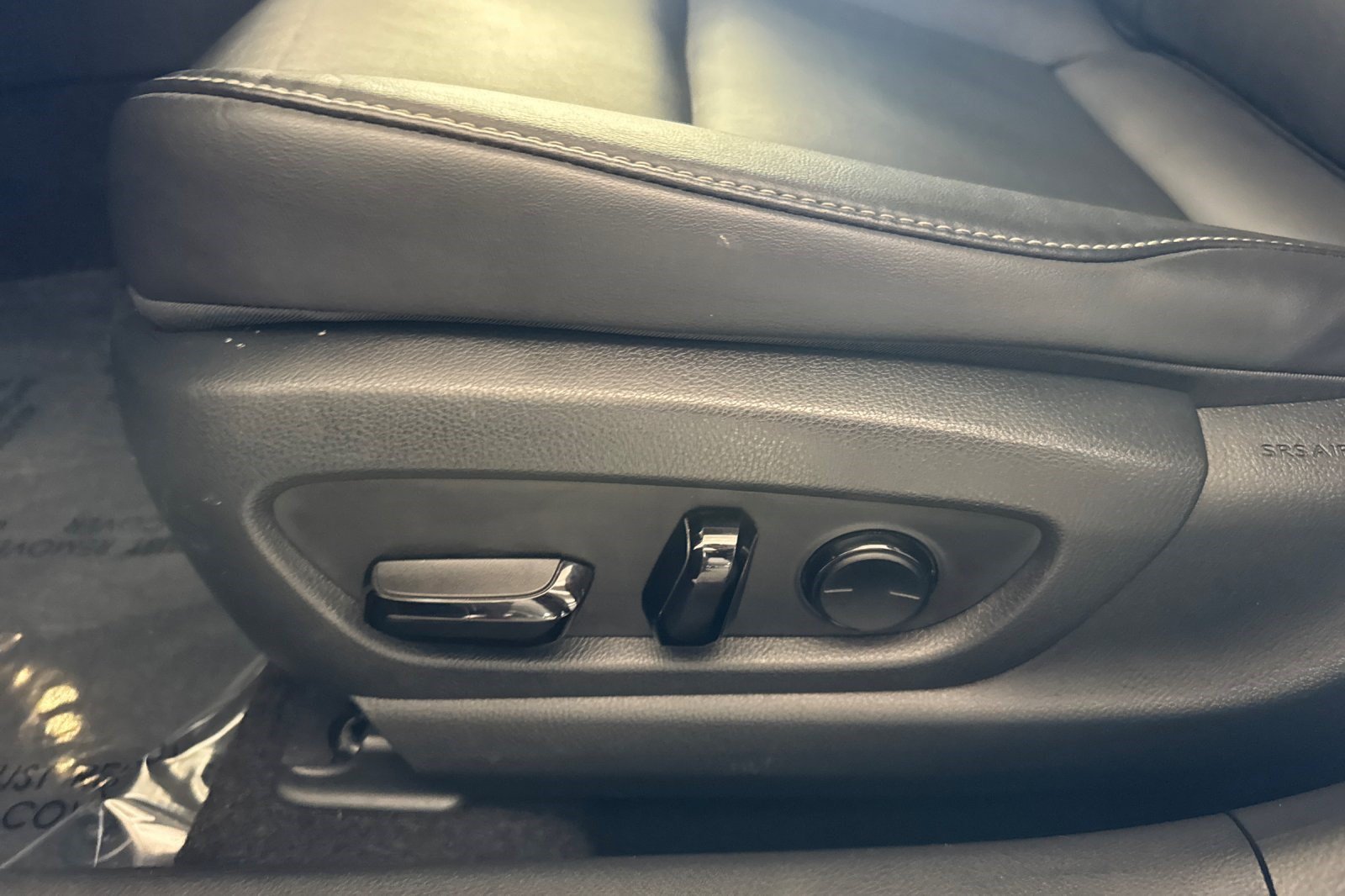 Used 2023 Lexus UX 250h FWD w/ Accessory Package (Z1) image 14