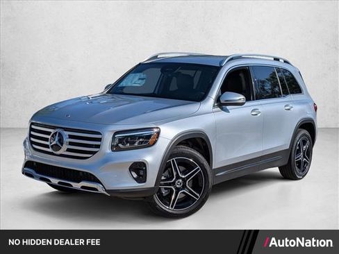 Used 2026 Mercedes-Benz GLB 250 image 1