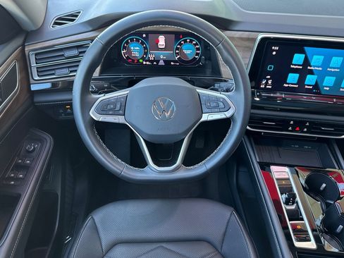 Used 2026 Volkswagen Atlas SE AWD/4WD image 30