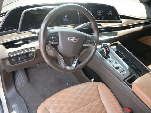 Used 2021 Cadillac Escalade Sport w/ Driver Assist Tech Package AWD/4WD image 12