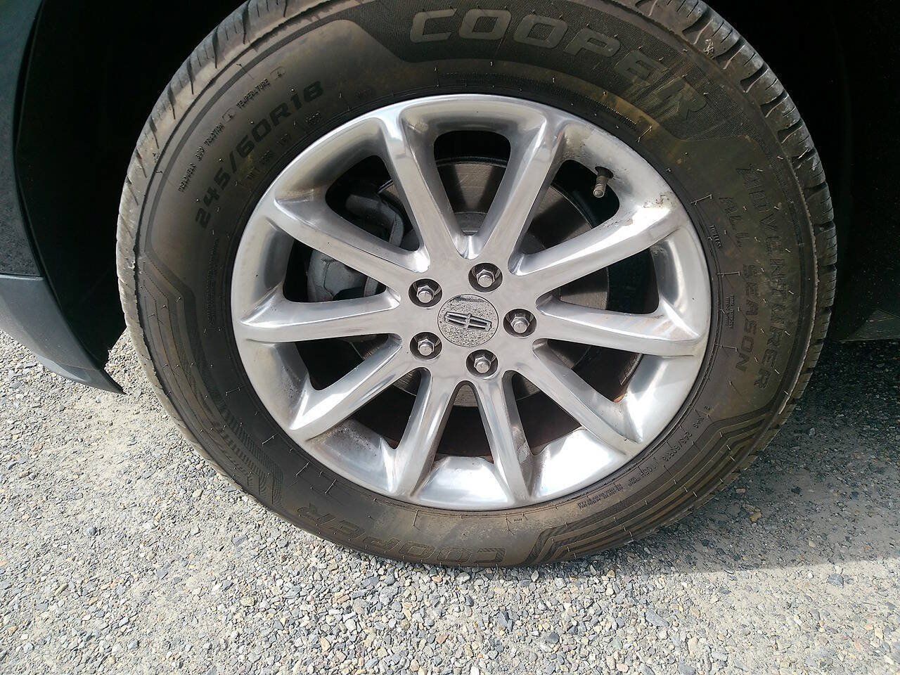 Used 2013 Lincoln MKX AWD image 13