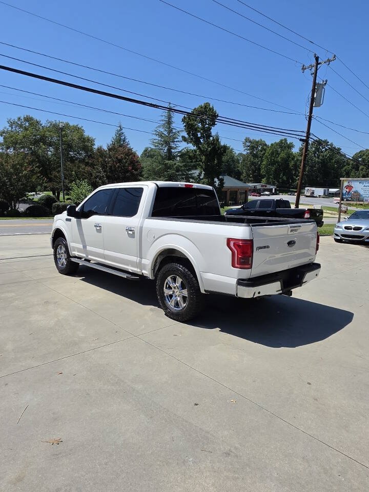 Used 2015 Ford F150 Lariat w/ Equipment Group 502A Luxury AWD/4WD image 4