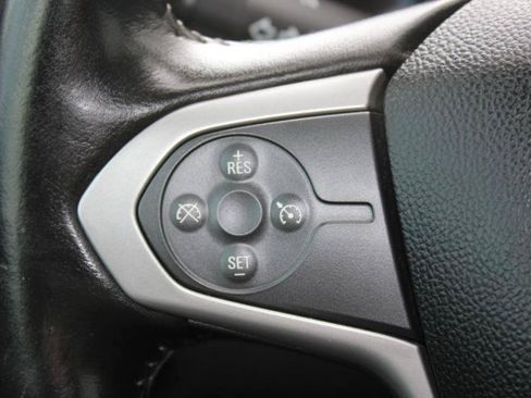 Used 2019 Chevrolet Colorado LT RWD image 26