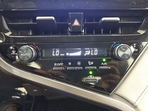 Used 2024 Toyota Camry SE w/ Cold Weather Package AWD/4WD image 24