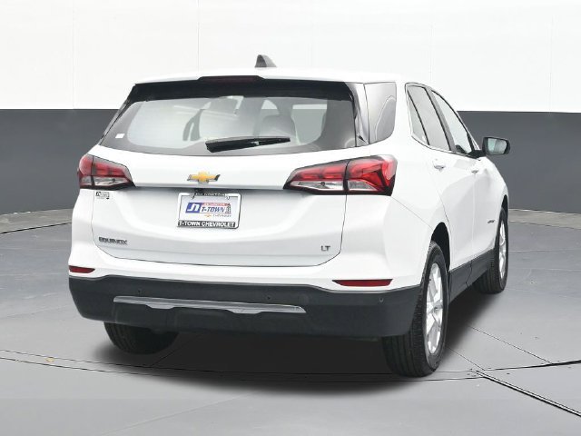 Used 2024 Chevrolet Equinox LT FWD image 12